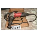 MILWAUKEE 4 1/2 INCH GRINDER