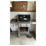 WEBER PROPANE GRILL