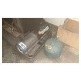 MR. HEATER WITH PLASTIC FUEL CAN