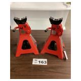 PAIR OF JACKS