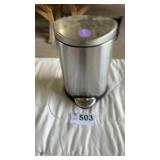 TRASH CAN
