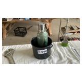 GRANITE WARE POT, VACUUM BOTTLE