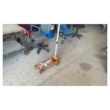 2 1/2 TON FLOOR JACK