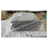 6 MOVING BLANKETS, NIB