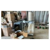 DELTA DUST COLLECTOR WITH ATTACHMENTS AND HOSES