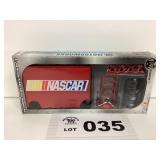 1:24 SCALE - NASCAR PIT WAGON KIT