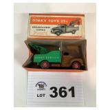 DINKY TOYS BREAKDOWN LORRY