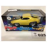 1:18 SCALE MUSCLE MACHINES 69 CAMARO - TOO HOT
