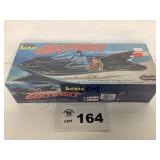 BATMAN BOAT PLASTIC MODEL KIT - NIB