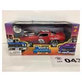 1:24 SCALE MUSCLE MACHINES 71 CAMARO - NASCAR