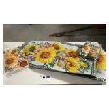 SUMMER DECOR RUGS, POTHOLDERS, TOWELS