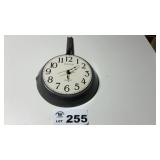 GRANITE PAN CLOCK, BATTERY OPERATED