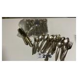 SILVERPLATED SILVERWARE