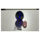 GLASS PINK FROSTED EGG, GLASS ART VASE. 6"