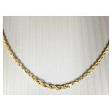 14k gold hollow link necklace: 3.9g, 18"L 14k gold hollow link necklace: 3.9g, 18"L
