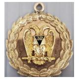 Tested 10k gold 32nd Degree Masonic pendant: Tested 10k gold 32nd Degree Masonic pendant: