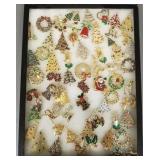 Gp vintage Christmas brooches: trees, wreathes, Gp vintage Christmas brooches: trees, wreathes,