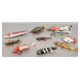 10 folk art spearing decoys: 7" longest 10 folk art spearing decoys: 7" longest
