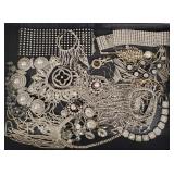 Gp Asst costume jewelry: rhinestone, etc Gp Asst costume jewelry: rhinestone, etc