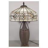 Quoizel arts & crafts style lamp w/ leaded glass