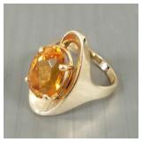 14K gold ring s/w large oval citrine: 9.0g, size 8