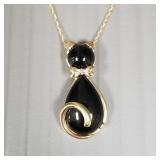 14k gold cat pendant s/w black onyx on chain: 2.9g
