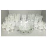 29 pcs vintage Iris & Herringbone glassware incl