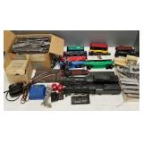 Gp vintage Lionel trains incl #246 engine, #2037