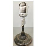Vintage model T31 microphone on stand: Untested