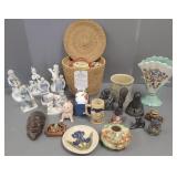 Gp Asst porcelain, etc figures & ceramic items: