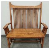 Oak Amish Arts & Crafts style spindle bench w/