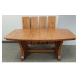 Oak Amish Arts & Crafts style spindle dining table