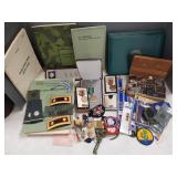 Gp U.S. military items, patches, oak leaves,