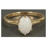 14k gold & opal ring: 2.4g, 6x8mm opal, sz 7