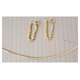 2 pcs 14k gold: 2.9g total- rope earrings &