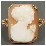 10k gold cameo ring- 3g, size 7 1/4