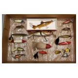 15 vintage fishing lures- some repaints 7 1/2"
