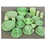 Gp jadeite incl 9" plates, mixing bowls, shakers,