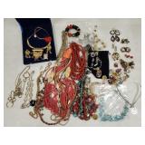 Gp assorted costume jewelry, incl beaded