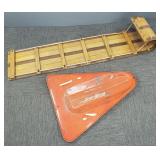 2 vintage sleds: 6