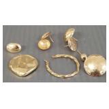 4.9 grams 14k gold earrings- (as seen)