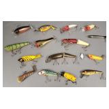 15 vintage fishing lures: 5" largest