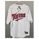 Autographed Joe Mauer MN Twins jersey size XL
