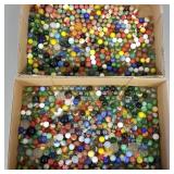 Gp vintage marbles incl shooters, cat