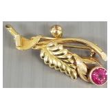 Vintage 10K gold floral motif brooch s/w red stone