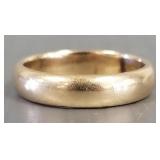 14K gold band- 5.6g, size 8 1/4