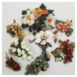 8 carved stone items incl jade & carnelian floral