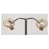 14k gold & 7mm pearl earrings- 2g, 3/4"L