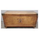 Antique oak blanket chest with cedar lining- 19"H