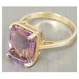 14k gold & amethyst ring- 3.8g, sz 8